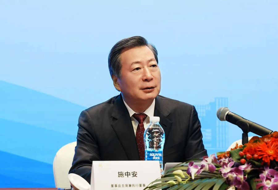 众安集团董事局主席施中安 发表讲话.jpg